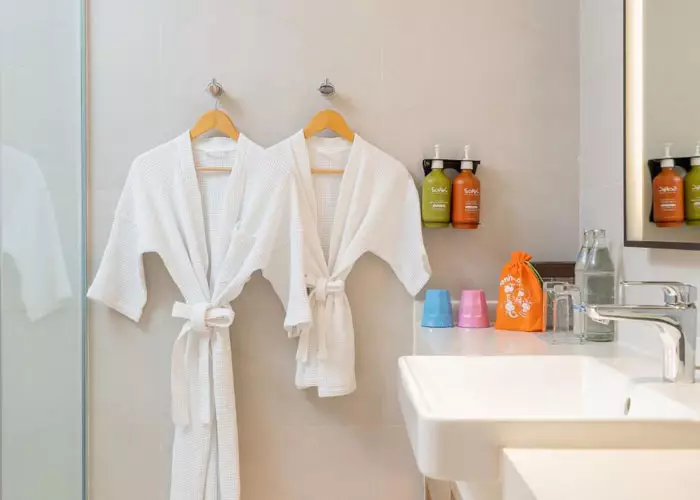 هتل هالیدی این ریزورت کرابی